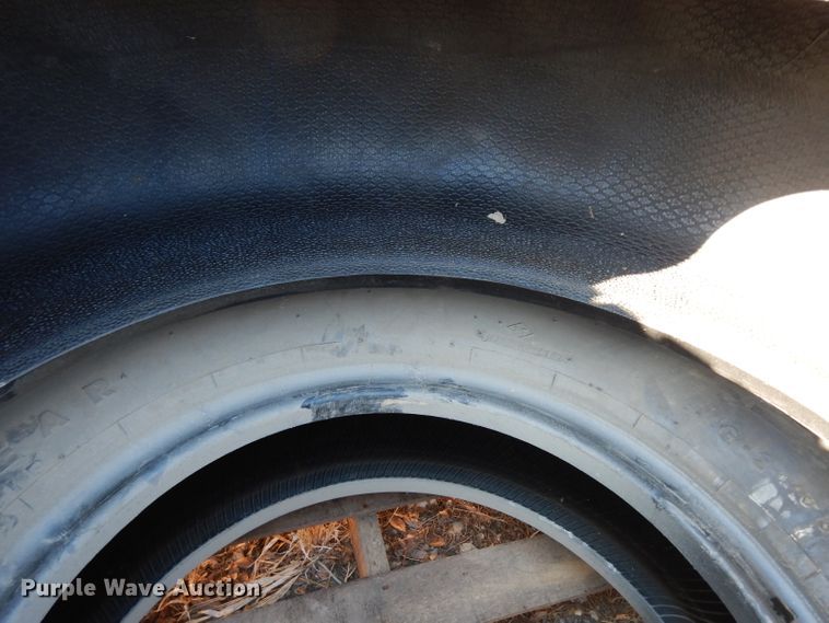 image for item FD9597 (2) Firestone 16.9-30 tires