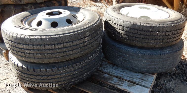 image for item FD9602 (4) tires and wheels