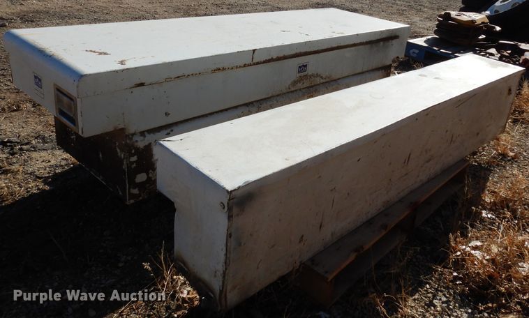 image for item FD9605 (2) toolboxes