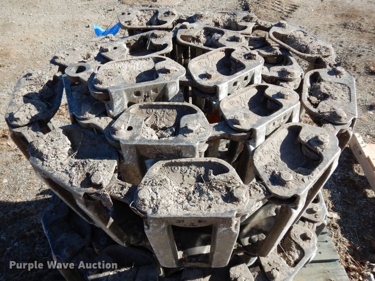 image for item FD9606 Steel skid steer tracks