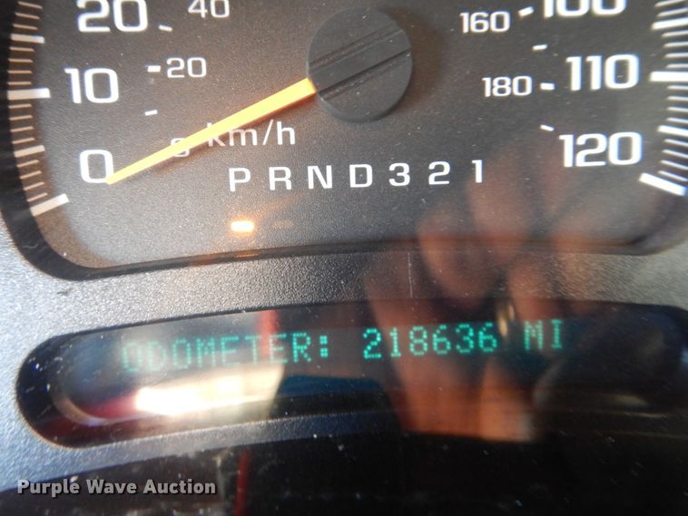 image for item FF9109 2006 Chevrolet Silverado 2500HD Ext. Cab pickup truck