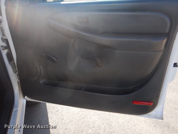 image for item FF9109 2006 Chevrolet Silverado 2500HD Ext. Cab pickup truck