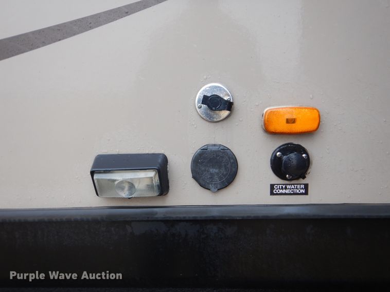 image for item FF9161 2014 Dutchmen Kodiak camper