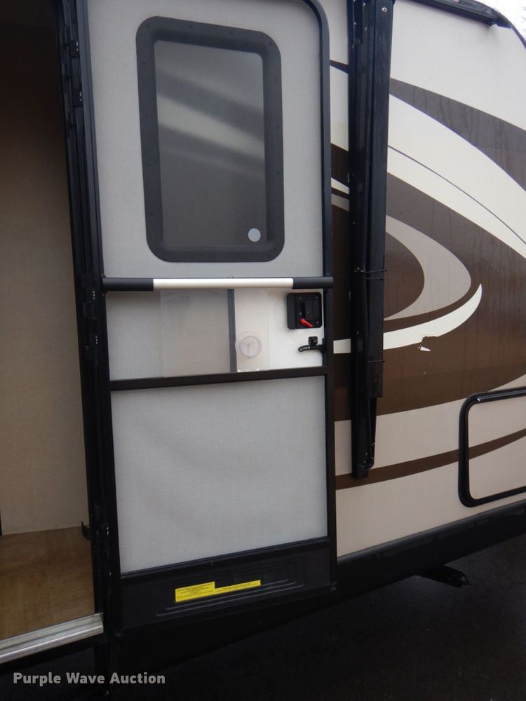 image for item FF9161 2014 Dutchmen Kodiak camper