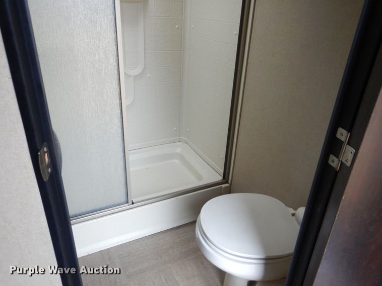 image for item FF9161 2014 Dutchmen Kodiak camper