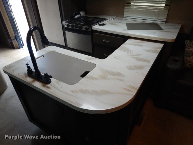 image for item FF9161 2014 Dutchmen Kodiak camper