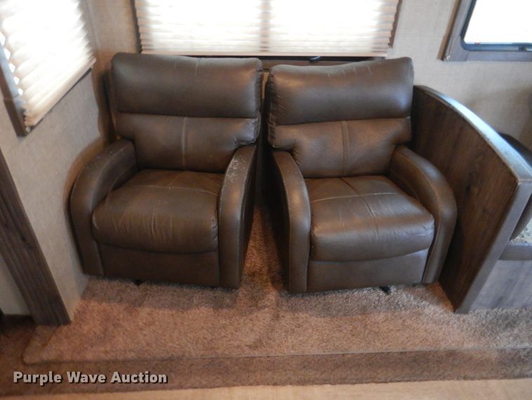 image for item FF9161 2014 Dutchmen Kodiak camper