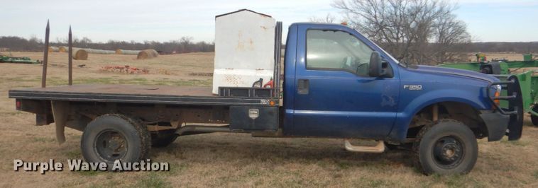 image for item FF9183 1999 Ford F350 Super Duty bale bed pickup truck
