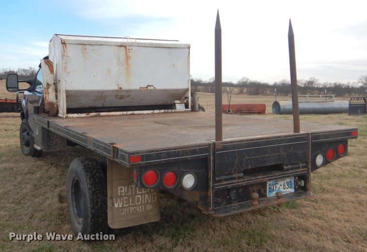 image for item FF9183 1999 Ford F350 Super Duty bale bed pickup truck