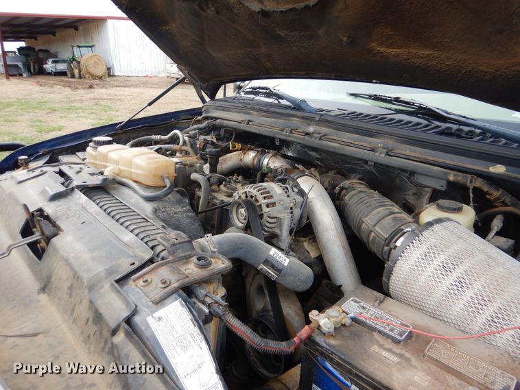 image for item FF9183 1999 Ford F350 Super Duty bale bed pickup truck