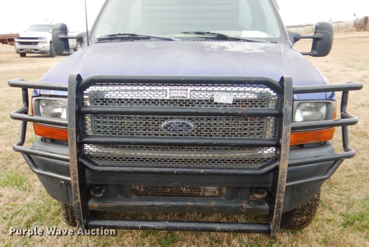 image for item FF9183 1999 Ford F350 Super Duty bale bed pickup truck