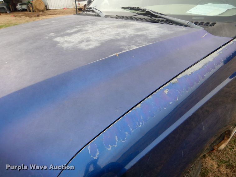 image for item FF9183 1999 Ford F350 Super Duty bale bed pickup truck