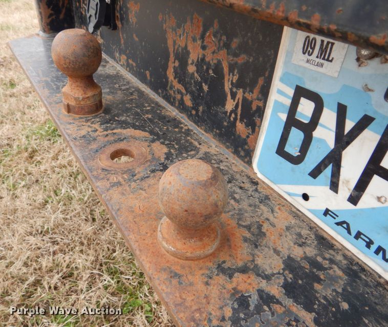 image for item FF9183 1999 Ford F350 Super Duty bale bed pickup truck