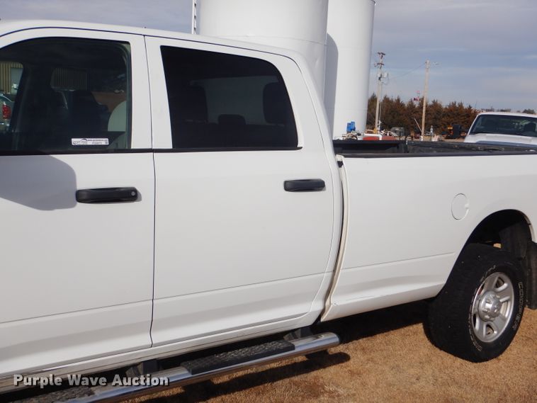 image for item FG9873 2014 Dodge Ram 2500 ST Crew Cab pickup truck