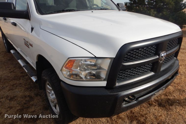 image for item FG9873 2014 Dodge Ram 2500 ST Crew Cab pickup truck