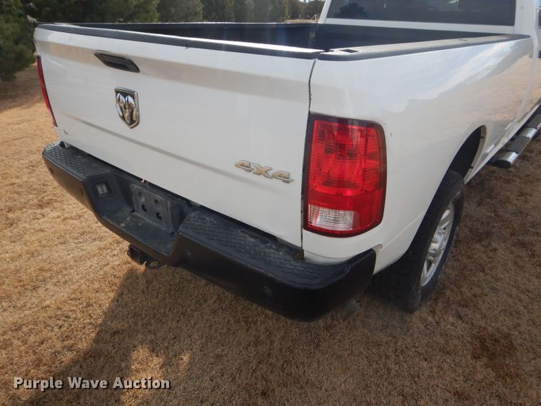 image for item FG9873 2014 Dodge Ram 2500 ST Crew Cab pickup truck