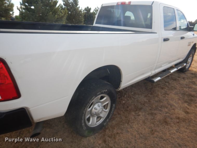 image for item FG9873 2014 Dodge Ram 2500 ST Crew Cab pickup truck