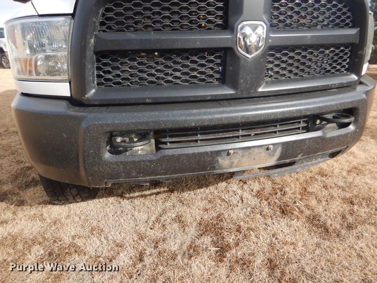 image for item FG9873 2014 Dodge Ram 2500 ST Crew Cab pickup truck