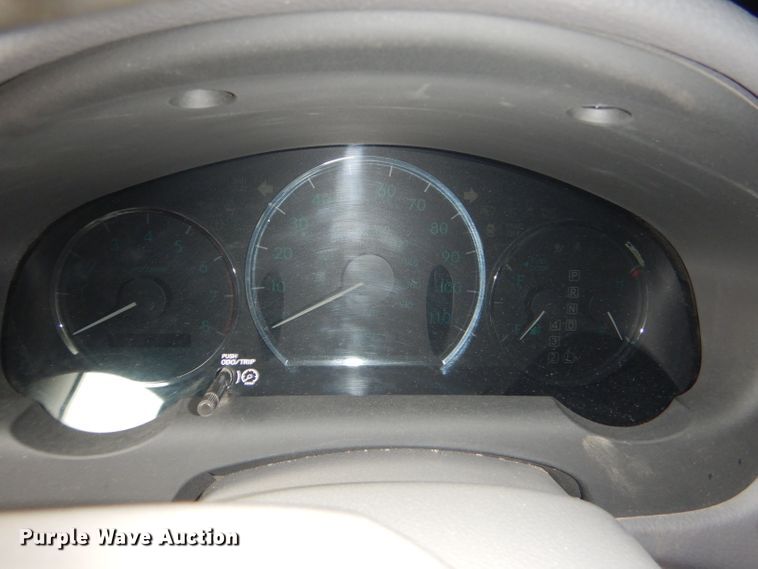 image for item FJ9883 2008 Toyota Sienna XLE van