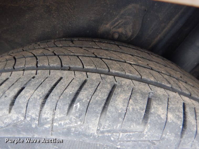 image for item FJ9883 2008 Toyota Sienna XLE van