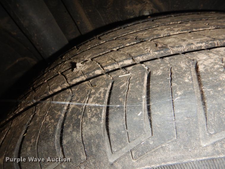 image for item FJ9883 2008 Toyota Sienna XLE van