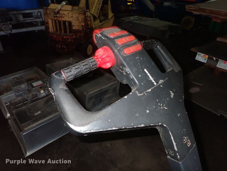 image for item FK9665 Raymond pallet jack