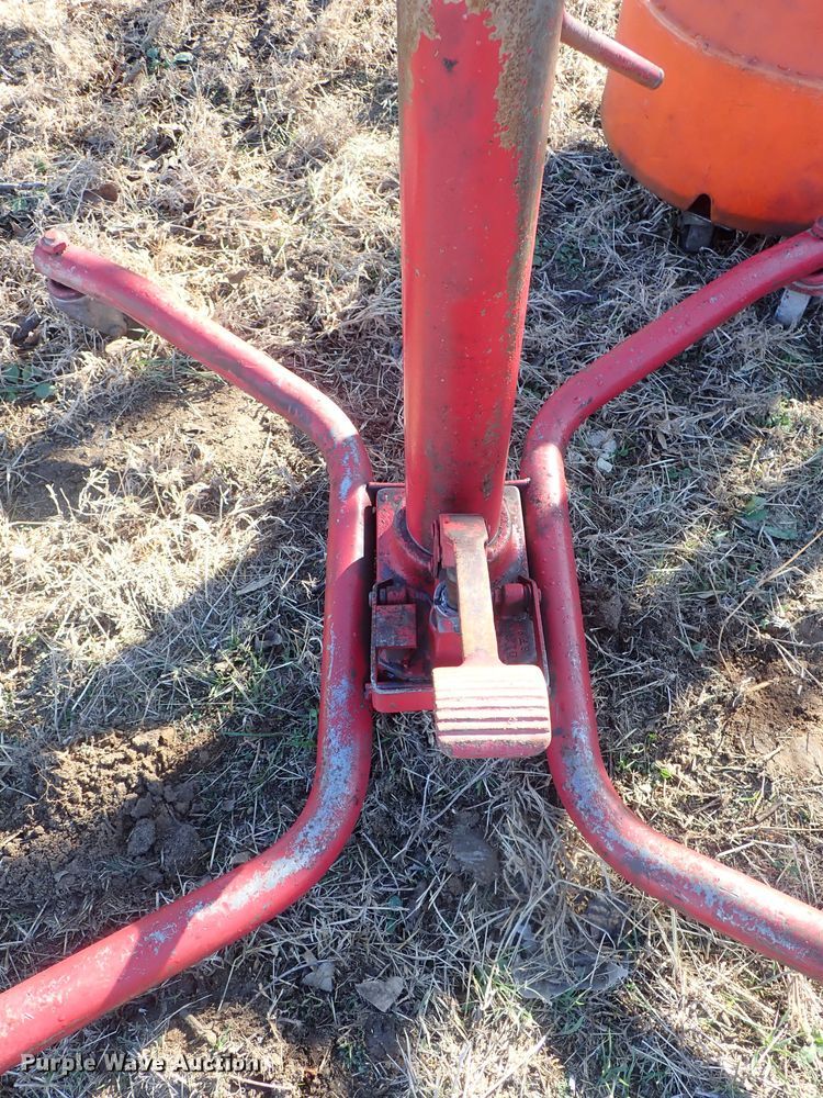 image for item FK9682 Rotary lift