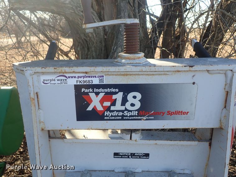 image for item FK9683 Park X-18 masonry splitter