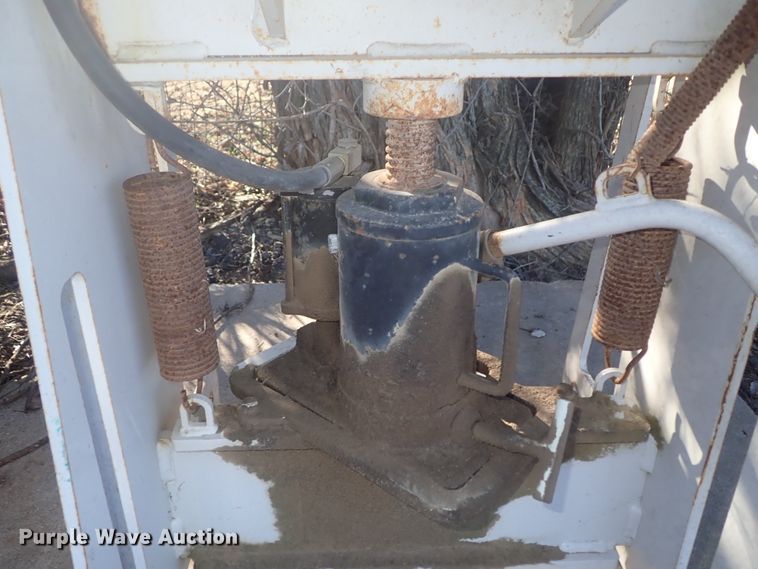 image for item FK9683 Park X-18 masonry splitter