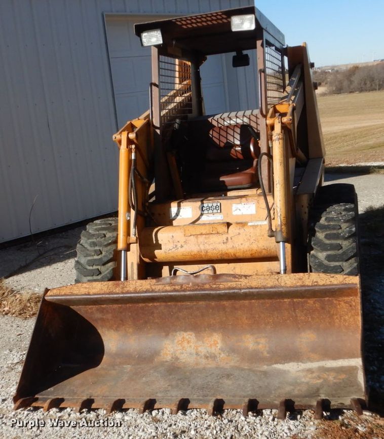 image for item FU9007 Case 1845C skid steer