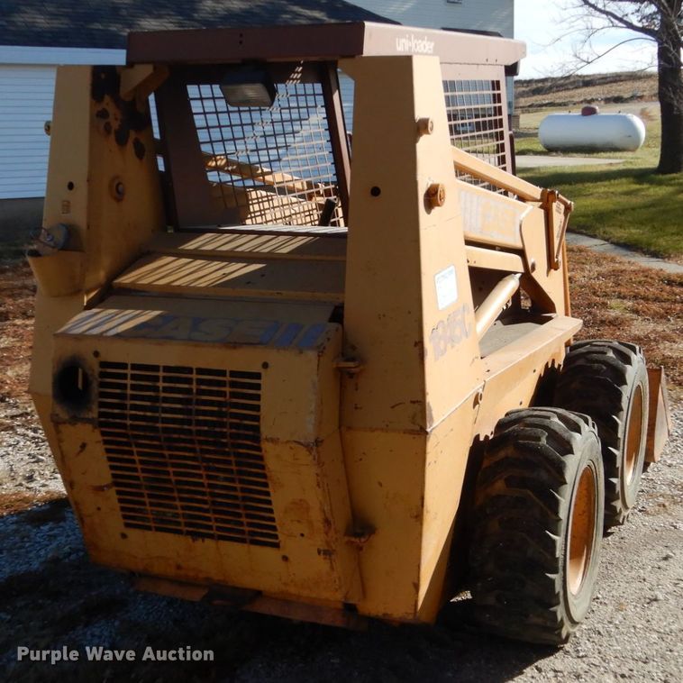 image for item FU9007 Case 1845C skid steer