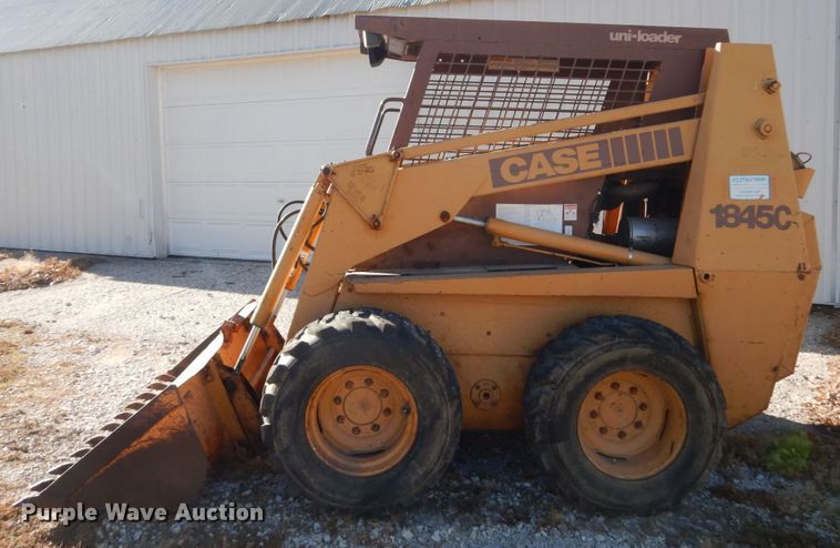 image for item FU9007 Case 1845C skid steer