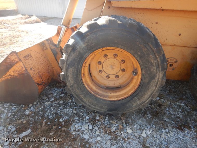 image for item FU9007 Case 1845C skid steer