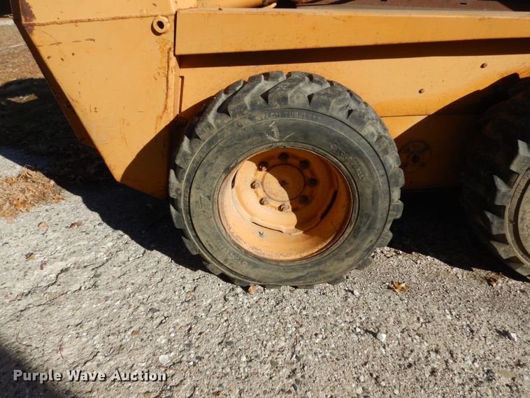 image for item FU9007 Case 1845C skid steer