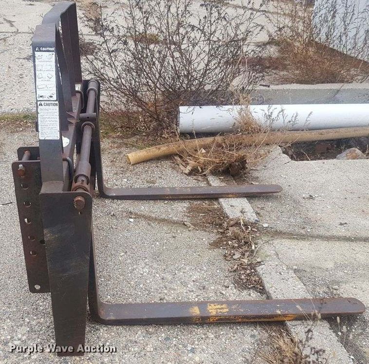 image for item FU9007 Case 1845C skid steer