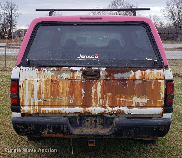 image for item FW9565 1996 Dodge Ram 2500HD pickup truck