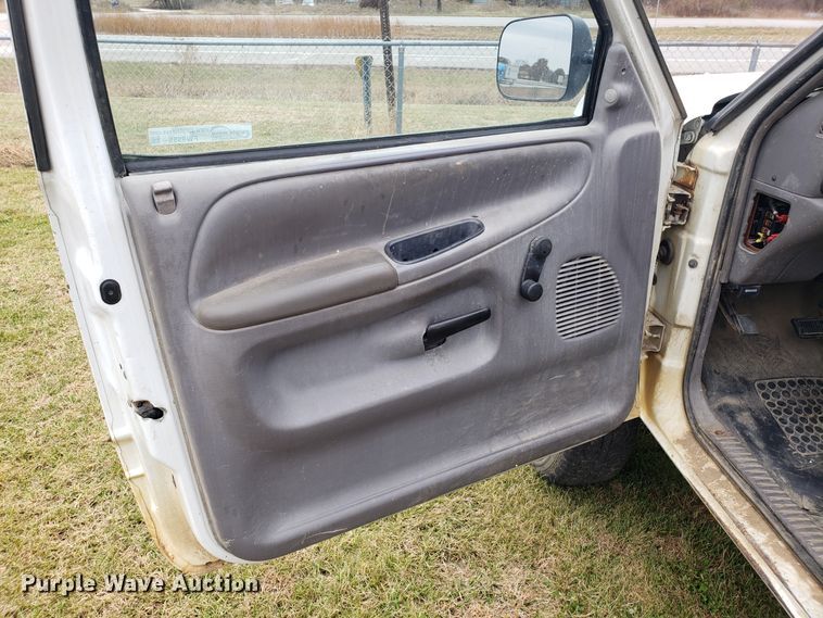 image for item FW9565 1996 Dodge Ram 2500HD pickup truck