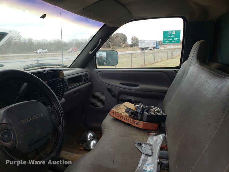 image for item FW9565 1996 Dodge Ram 2500HD pickup truck