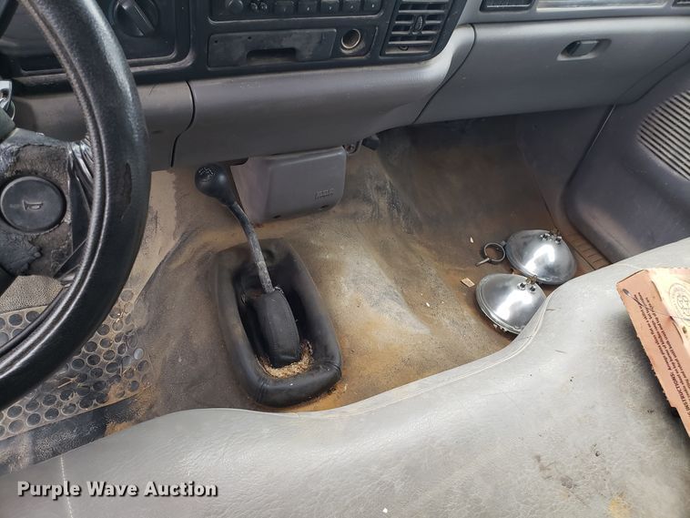 image for item FW9565 1996 Dodge Ram 2500HD pickup truck