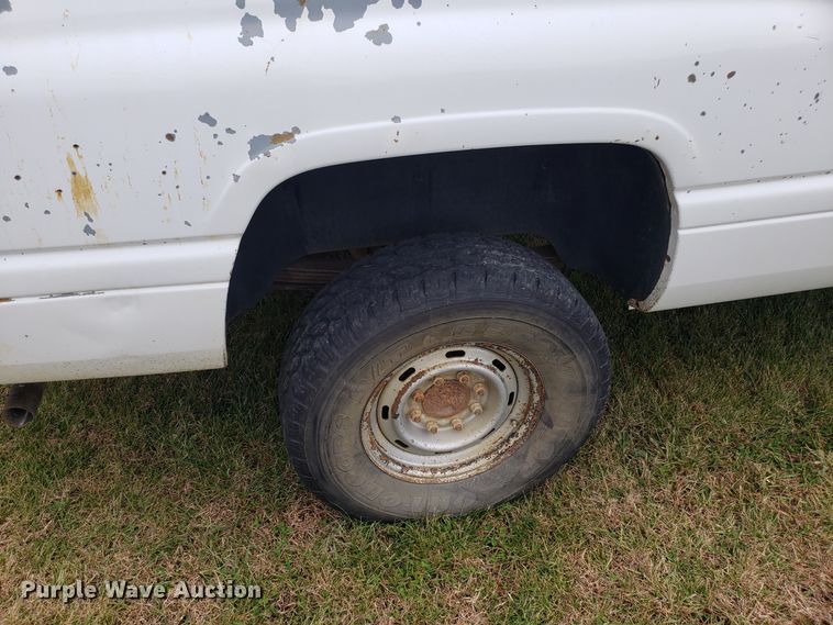 image for item FW9565 1996 Dodge Ram 2500HD pickup truck