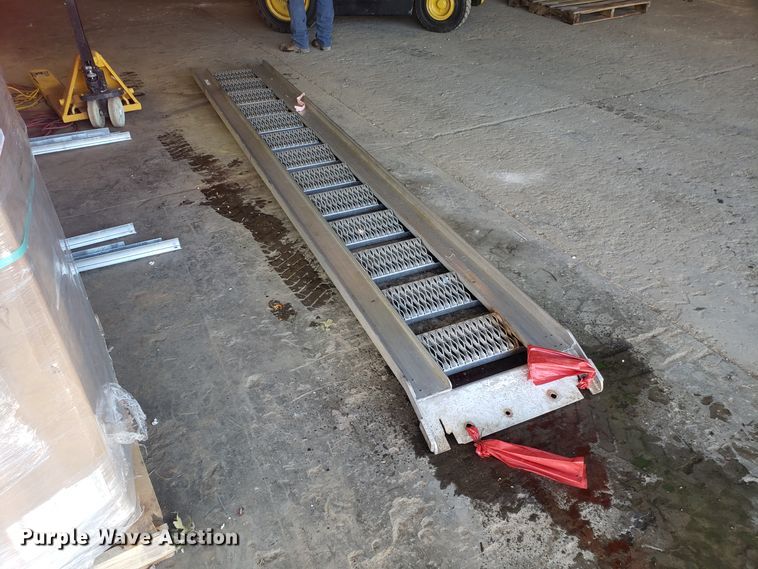 image for item FW9570 Aluminum ramp