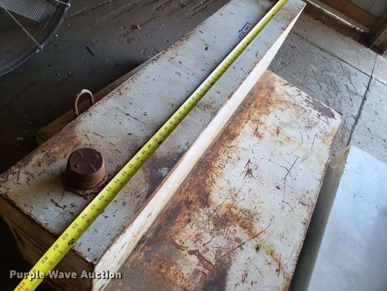 image for item FW9572 (2) L-shaped fuel tanks