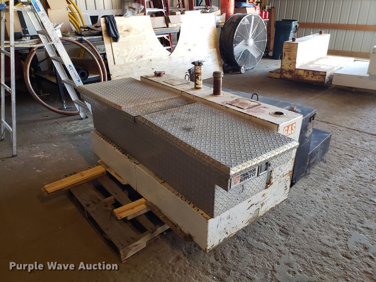 image for item FW9573 (2) L-shaped fuel tanks