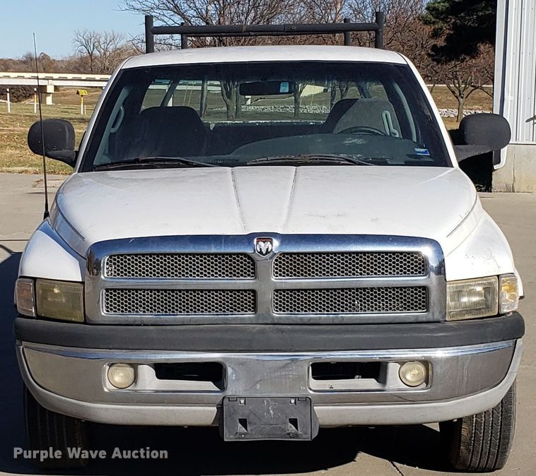 image for item FW9583 1998 Dodge Ram 2500 Quad Cab pickup truck