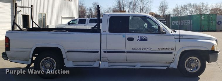 image for item FW9583 1998 Dodge Ram 2500 Quad Cab pickup truck