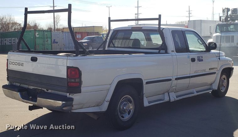image for item FW9583 1998 Dodge Ram 2500 Quad Cab pickup truck