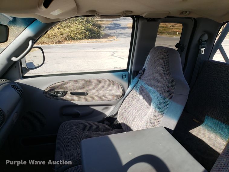 image for item FW9583 1998 Dodge Ram 2500 Quad Cab pickup truck