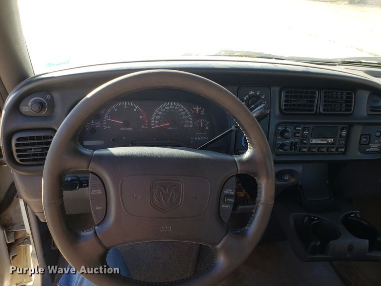 image for item FW9583 1998 Dodge Ram 2500 Quad Cab pickup truck