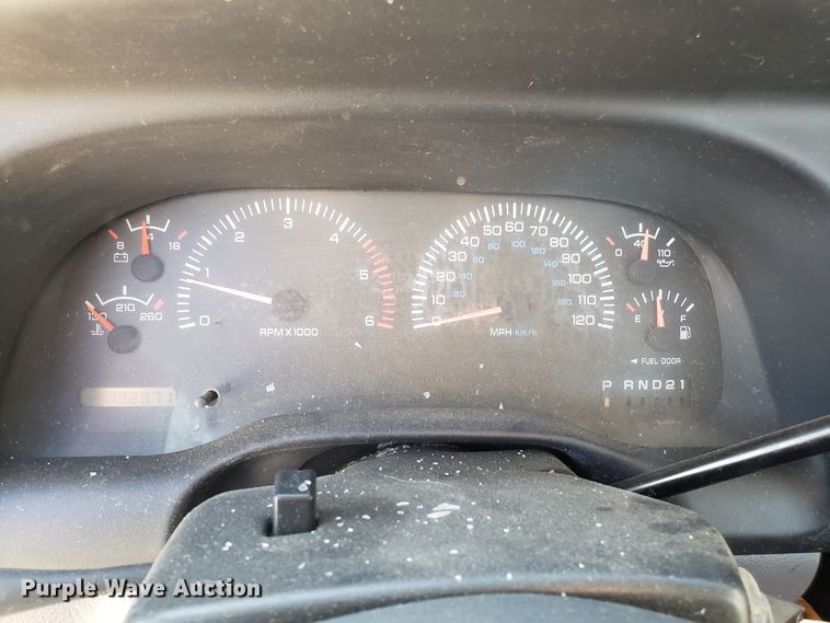 image for item FW9583 1998 Dodge Ram 2500 Quad Cab pickup truck