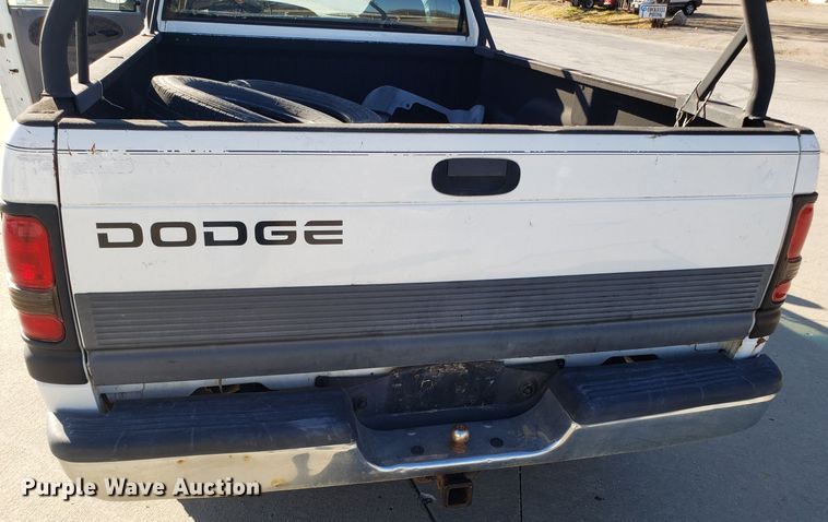 image for item FW9583 1998 Dodge Ram 2500 Quad Cab pickup truck